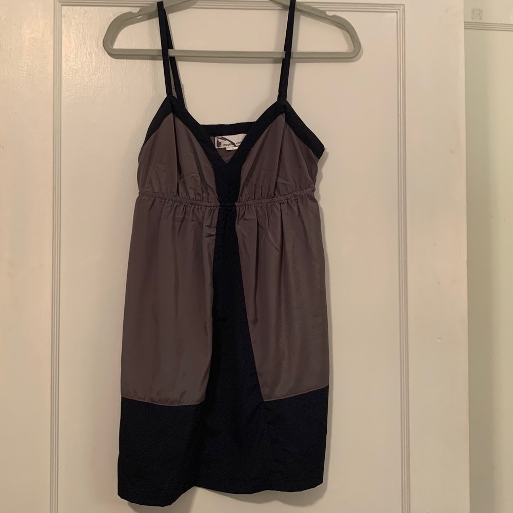 Gray & Navy Adjustable Strap Dress - size small